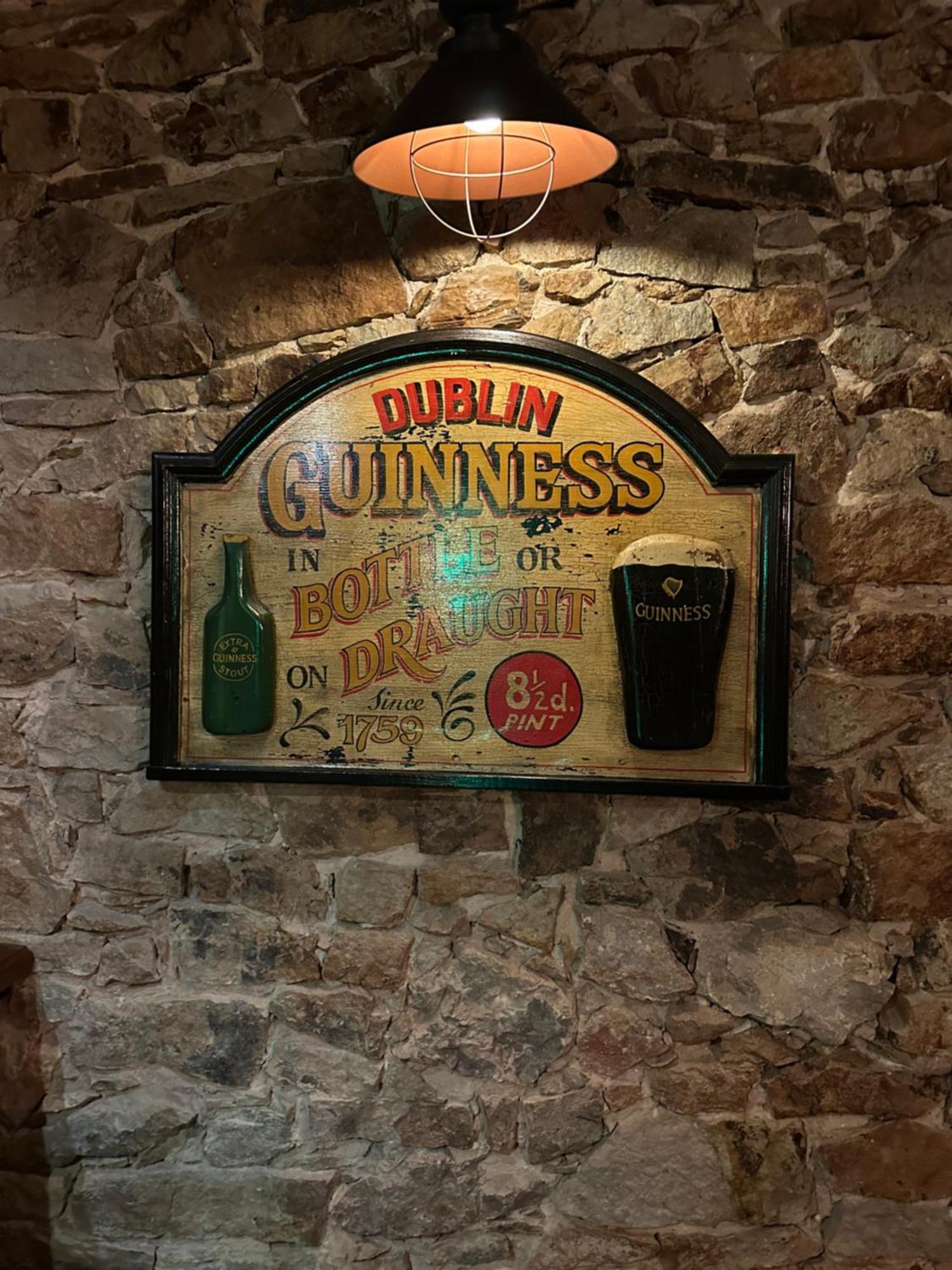 Shoemaker Irish Pub & Accommodation Kielce Kültér fotó