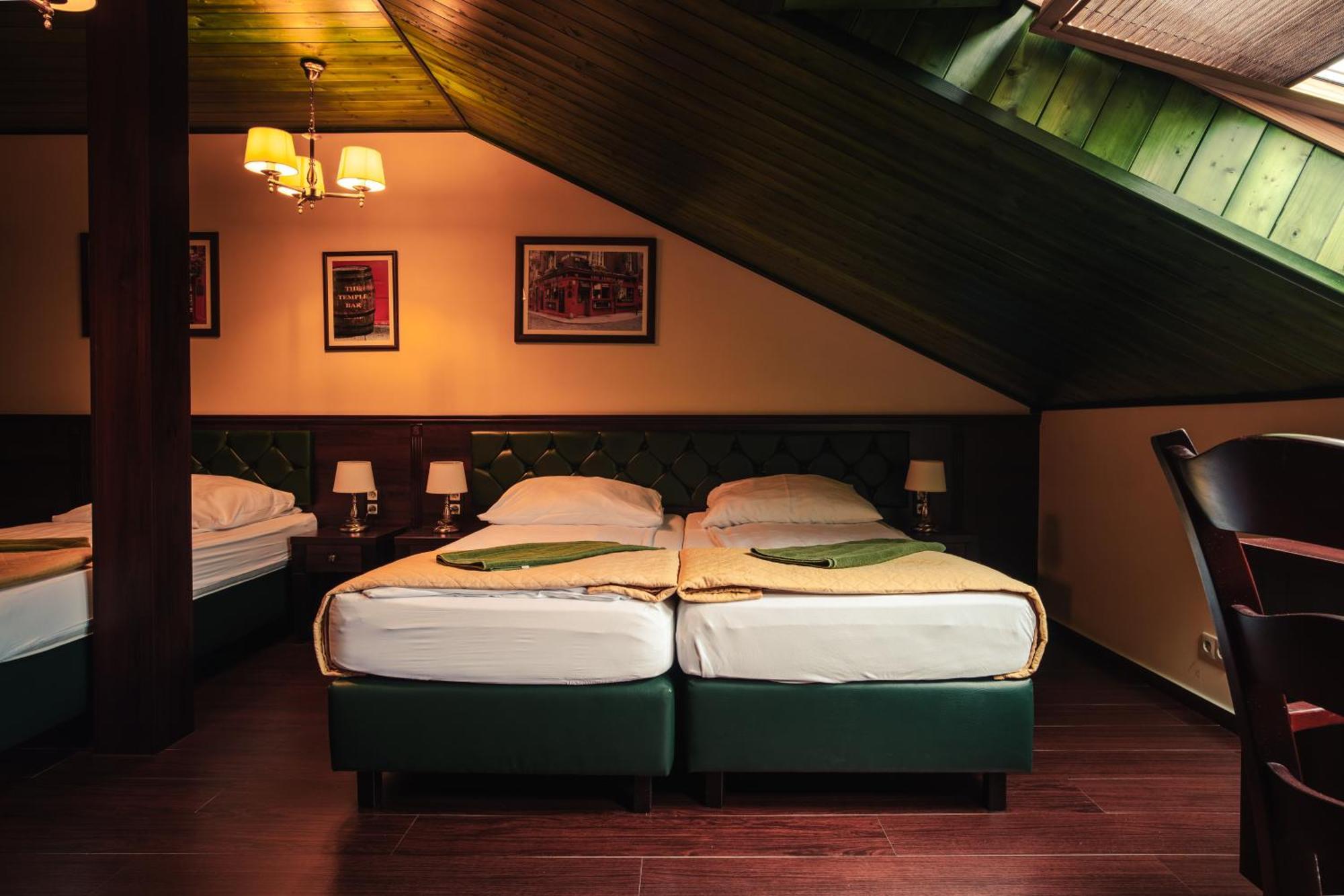 Shoemaker Irish Pub & Accommodation Kielce Kültér fotó